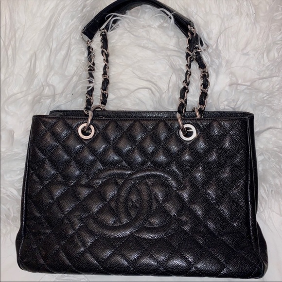 CHANEL Handbags - CHANE PURSE👛 CHANEL Handbags - CHANE PURSE👛